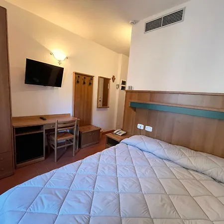 Hotel Rifugio La Foresta Vallombrosa Exterior photo